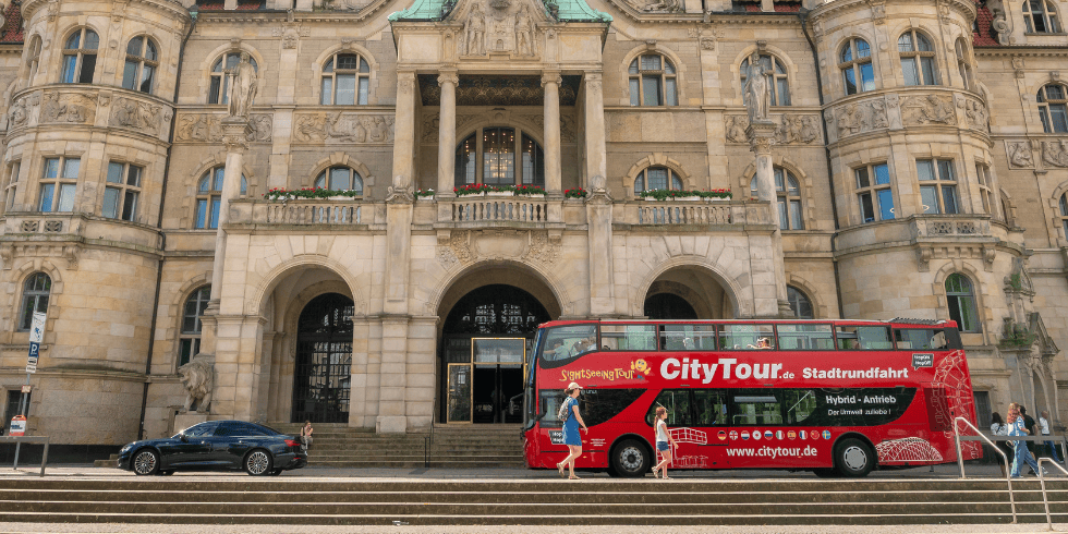 Stadtrundfahrt im Hop-on Hop-off Bus